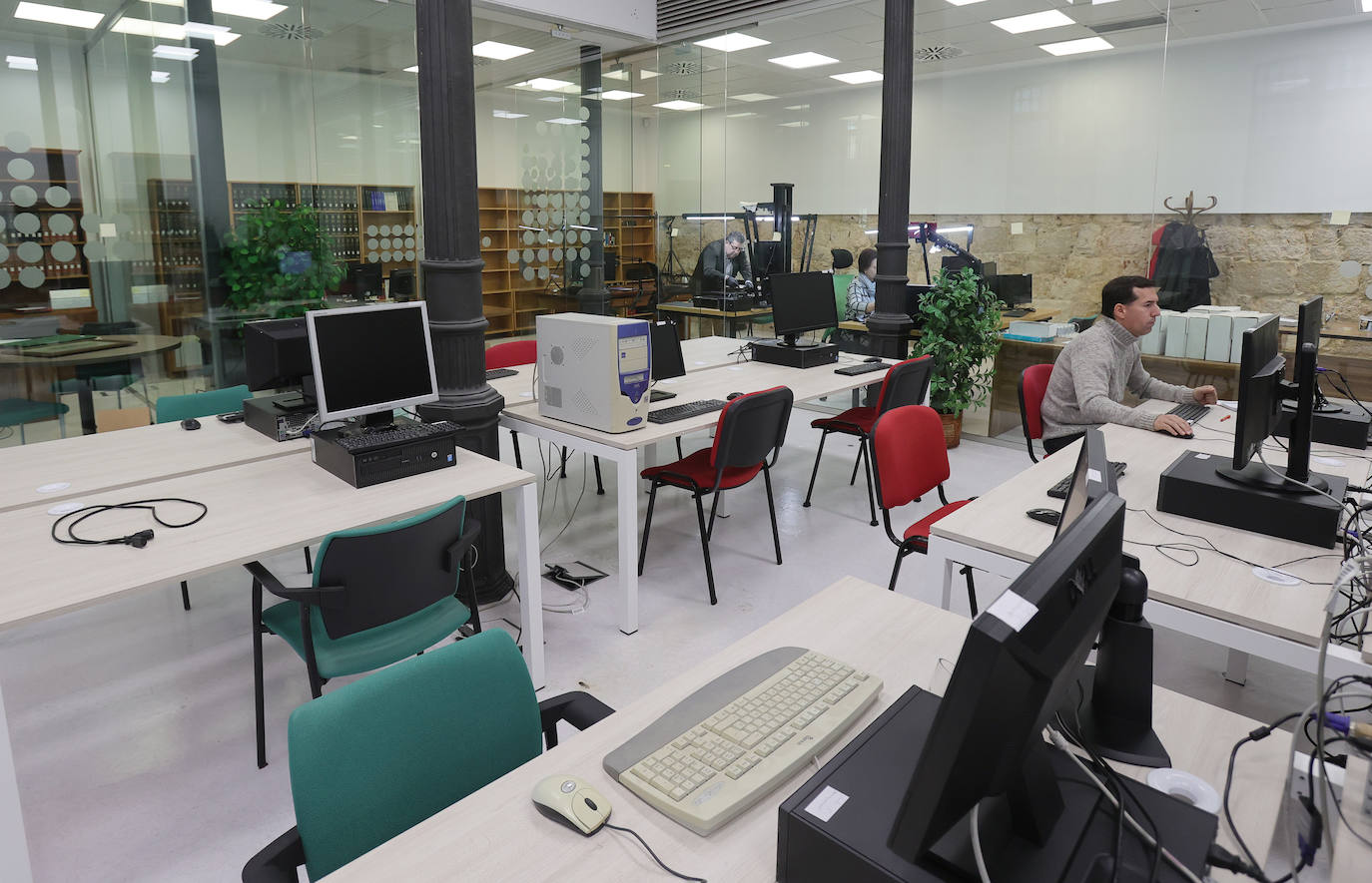 El Archivo Diocesano de Palencia va completando su mudanza