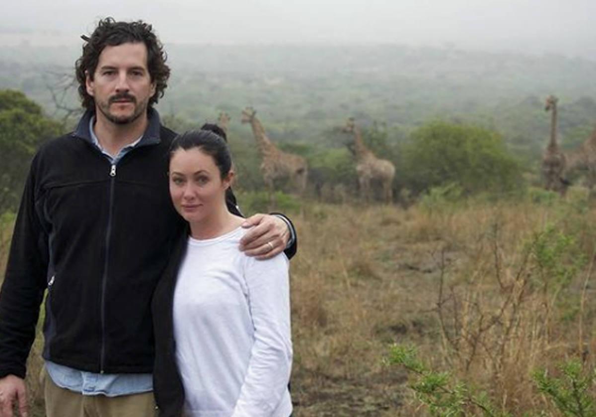 Shannen Doherty con su exmarido, Kurt Iswarienko, en una imagen de archivo.