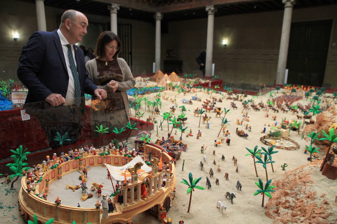 El belén hecho con más de 7.000 playmobil, en imágenes