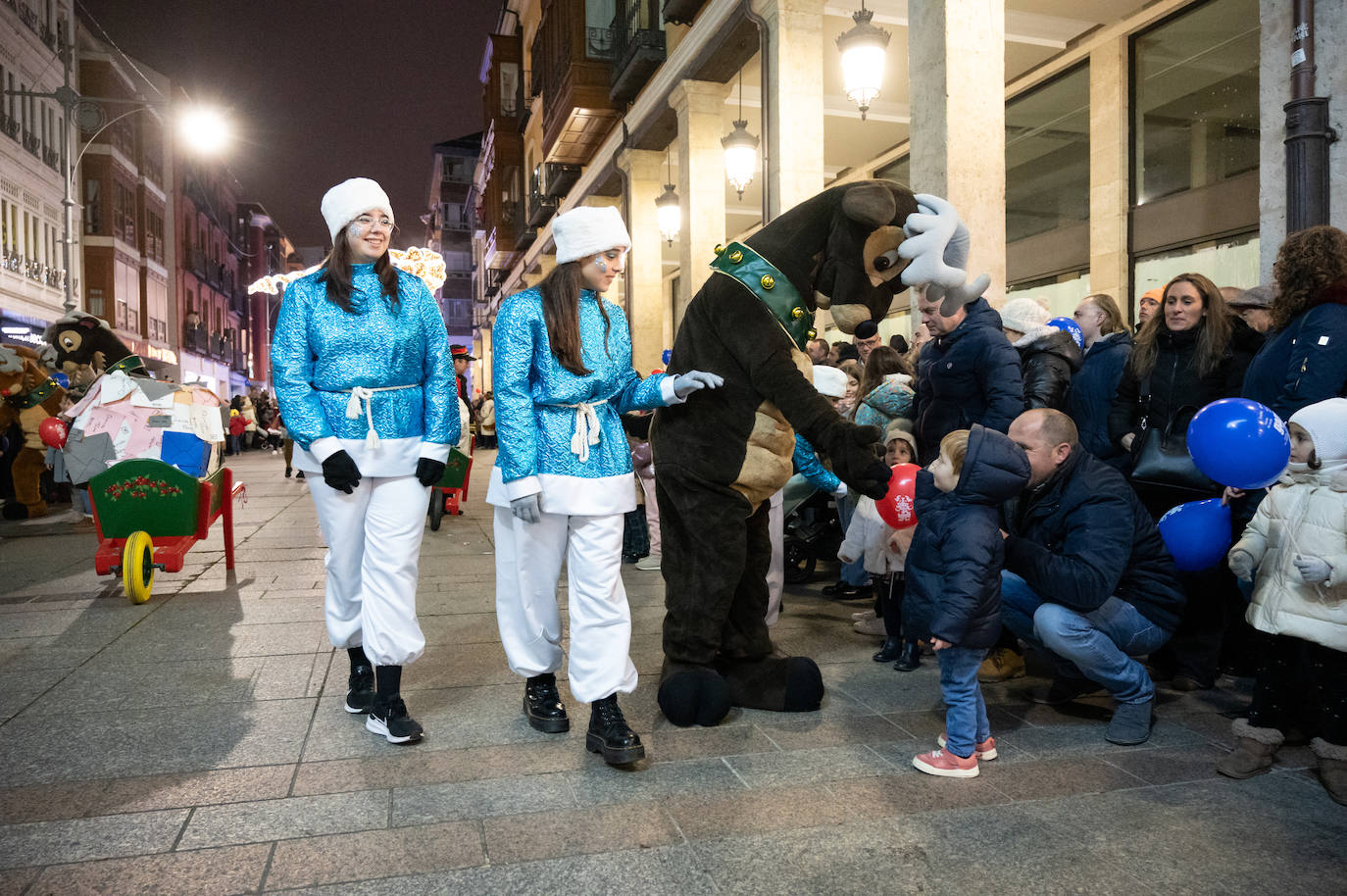 Papá Noel llena las calles de Palencia