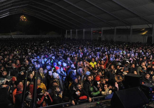 Público de uno de los conciertos de Pingüinos en 2023.