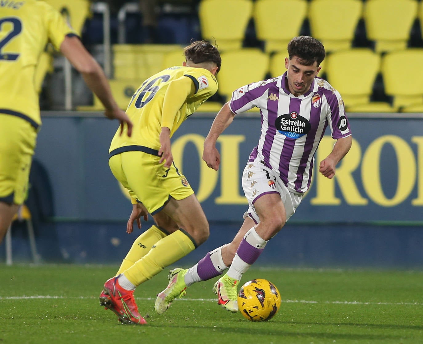 Las imágenes del partido Villarreal B - Real Valladolid