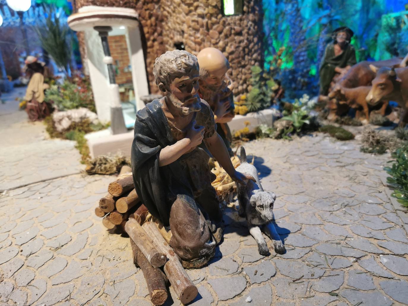 El colegio La Salle se inspira en Gaudí para su belén