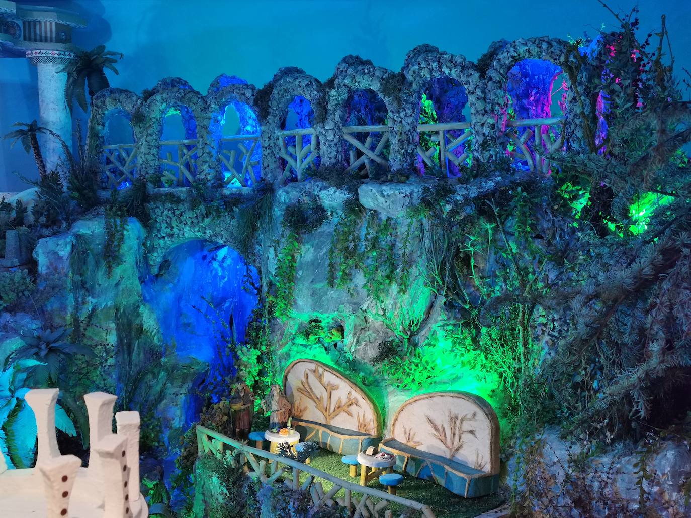 El colegio La Salle se inspira en Gaudí para su belén