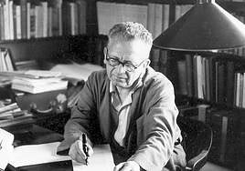 Max Aub en su estudio.