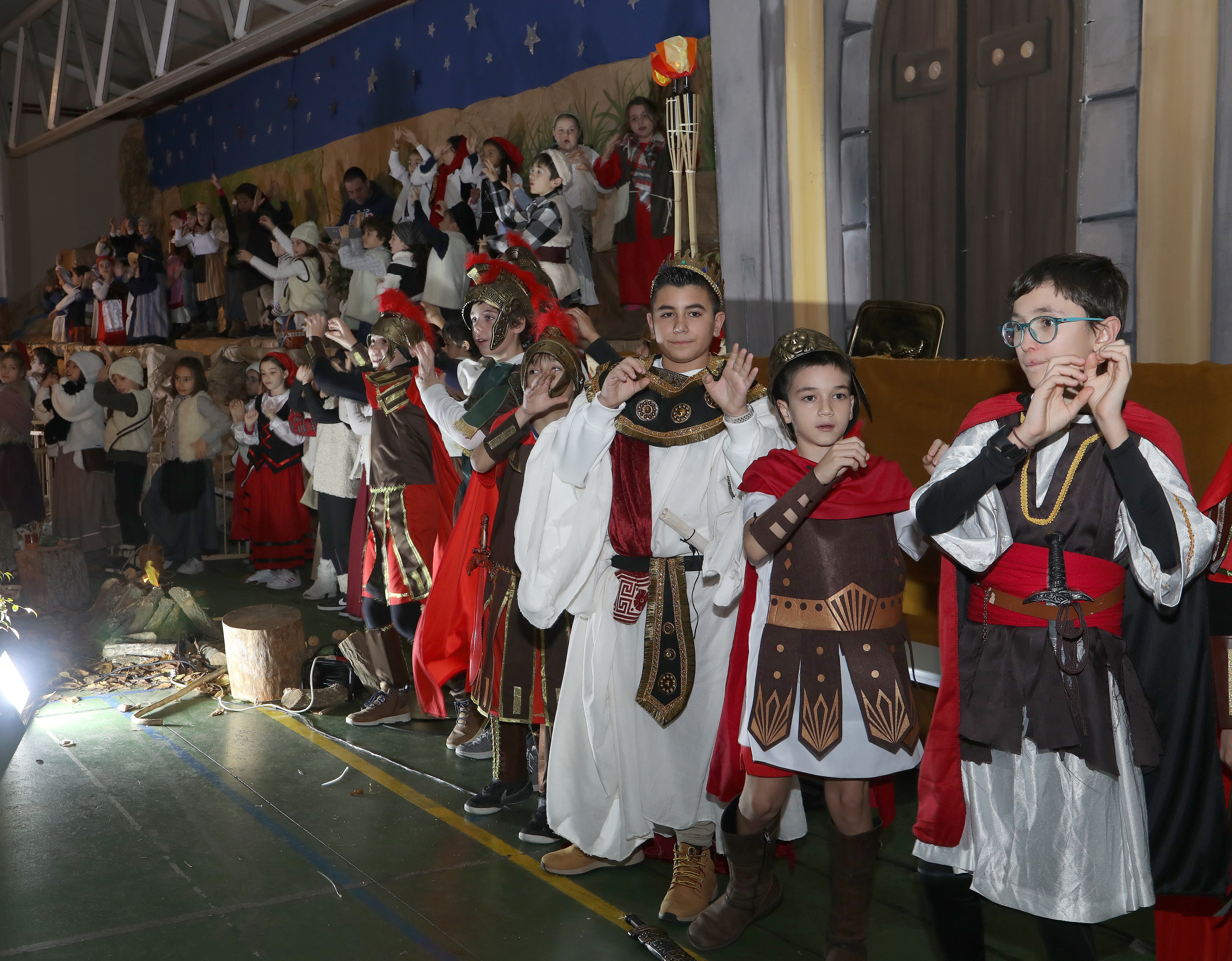 Los alumnos de La Salle protagonizan un belén viviente