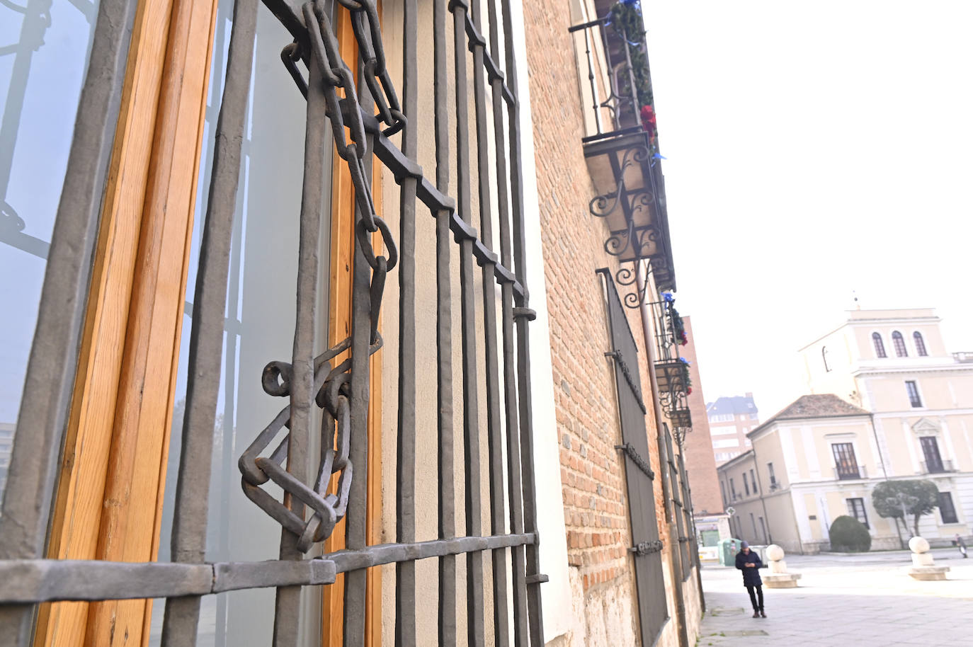 Un recorrido en imágenes por la calle Cadenas de San Gregorio