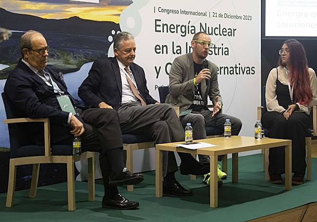 Ignacio Araluce, José Antonio Gago Badenas, Fabien Berrier y Andrea Íñiguez. 
