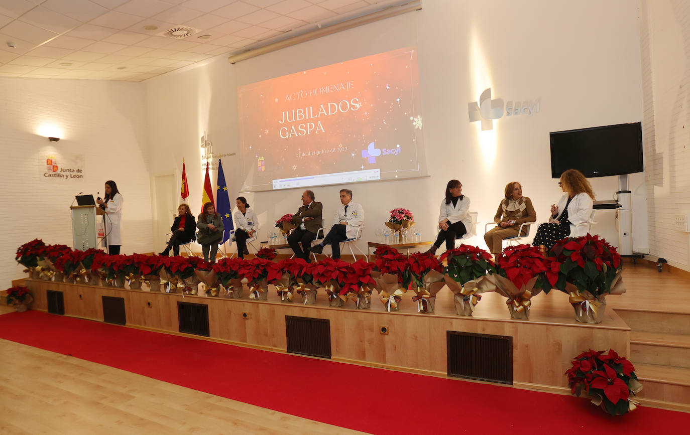 Un homenaje en el Hospital Río Carrión a 55 profesionales