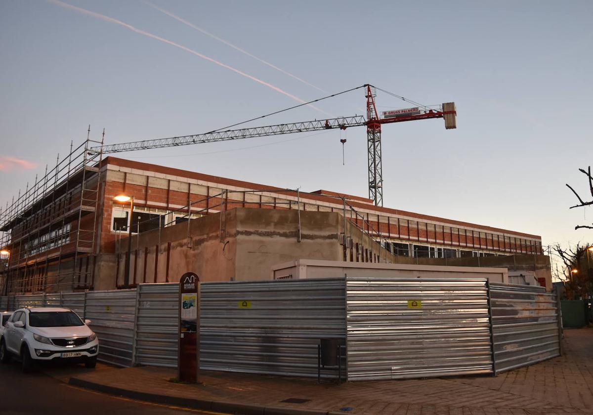 Obras de construcción del centro de salud de Aguilar de Campoo.