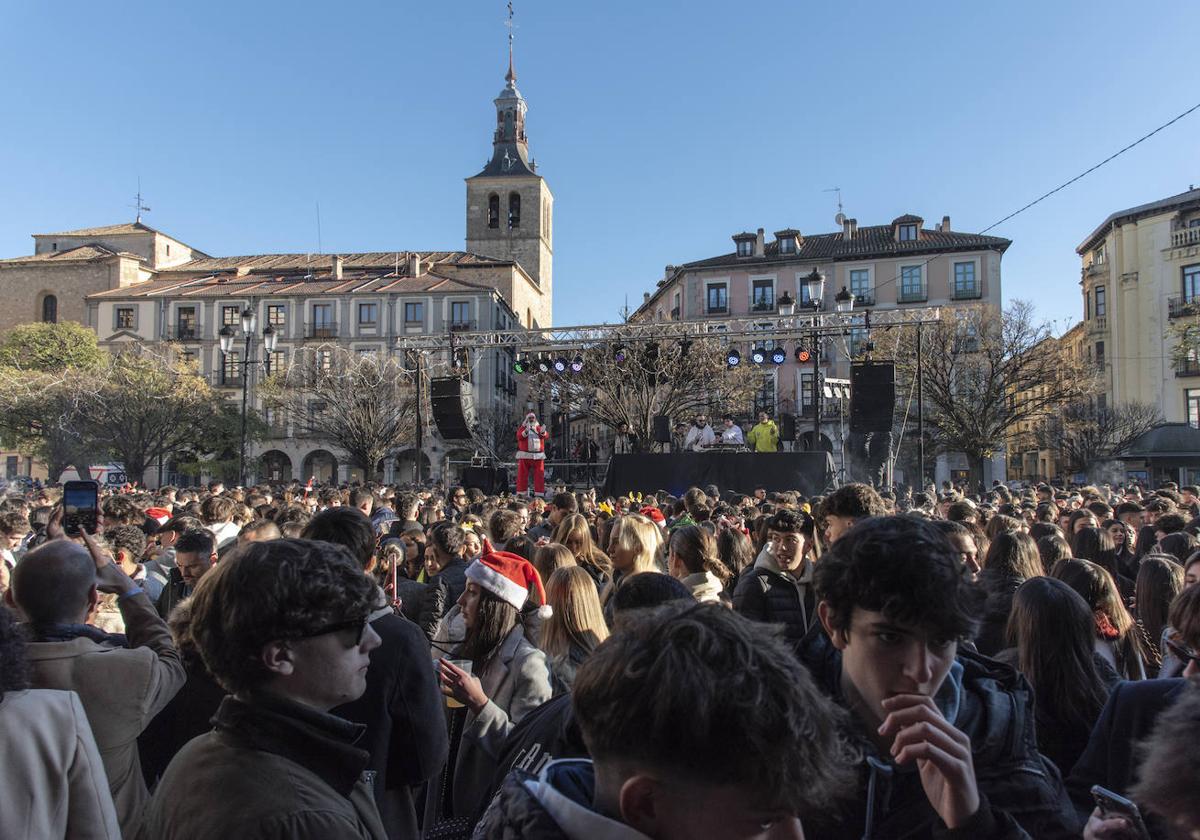 Tardebuena multitudinaria y sin incidentes (1 de 2)