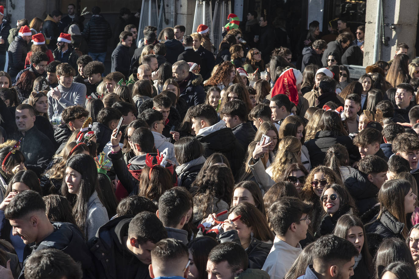 Tardebuena multitudinaria y sin incidentes (1 de 2)