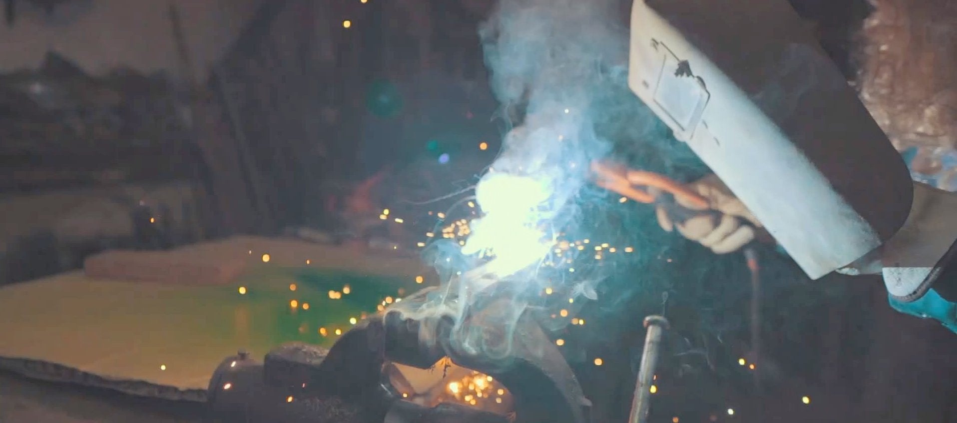 Herrera de Valdecañas arregla el trineo de Papá Noel