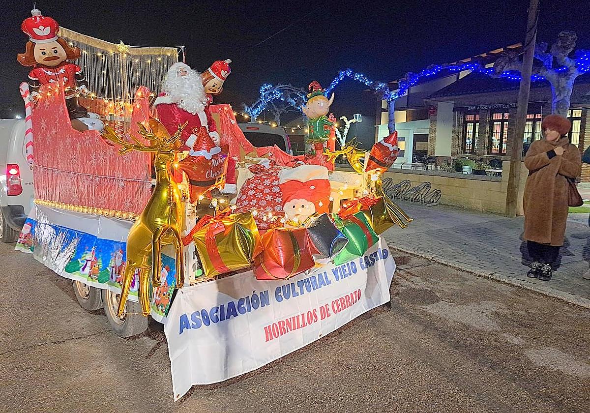 Papá Noel llega en su trineo a Hornillos de Cerrato.