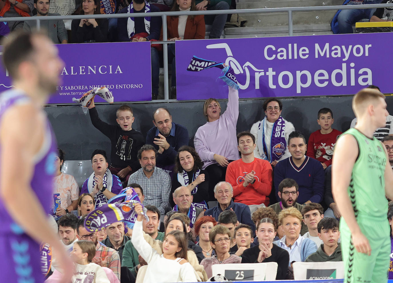 Búscate en el Pabellón en el Zunder Palencia-Bilbao Basket