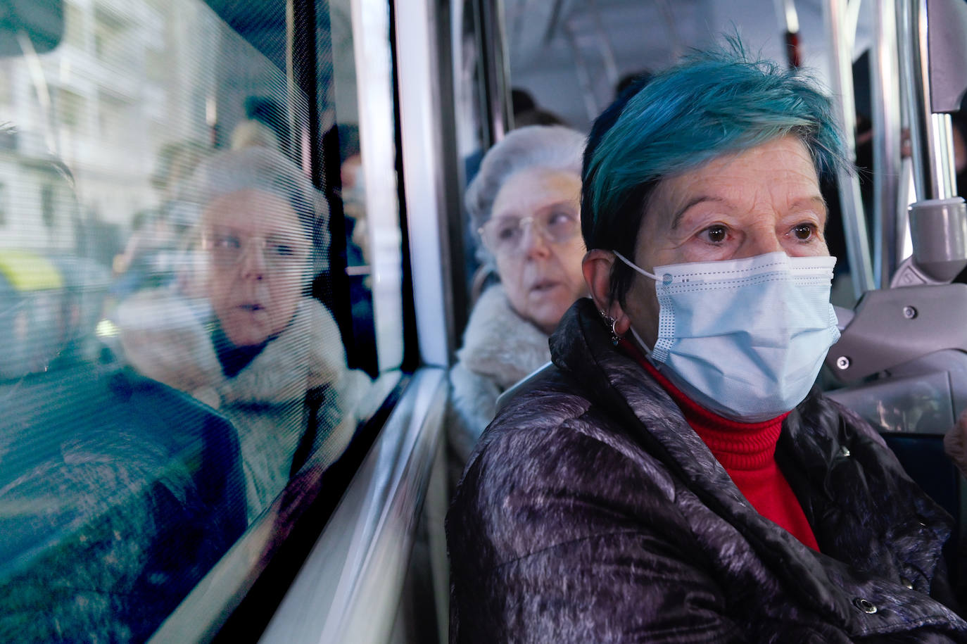 En febrero las mascarillas dejan de ser obligatorias en el transporte público.