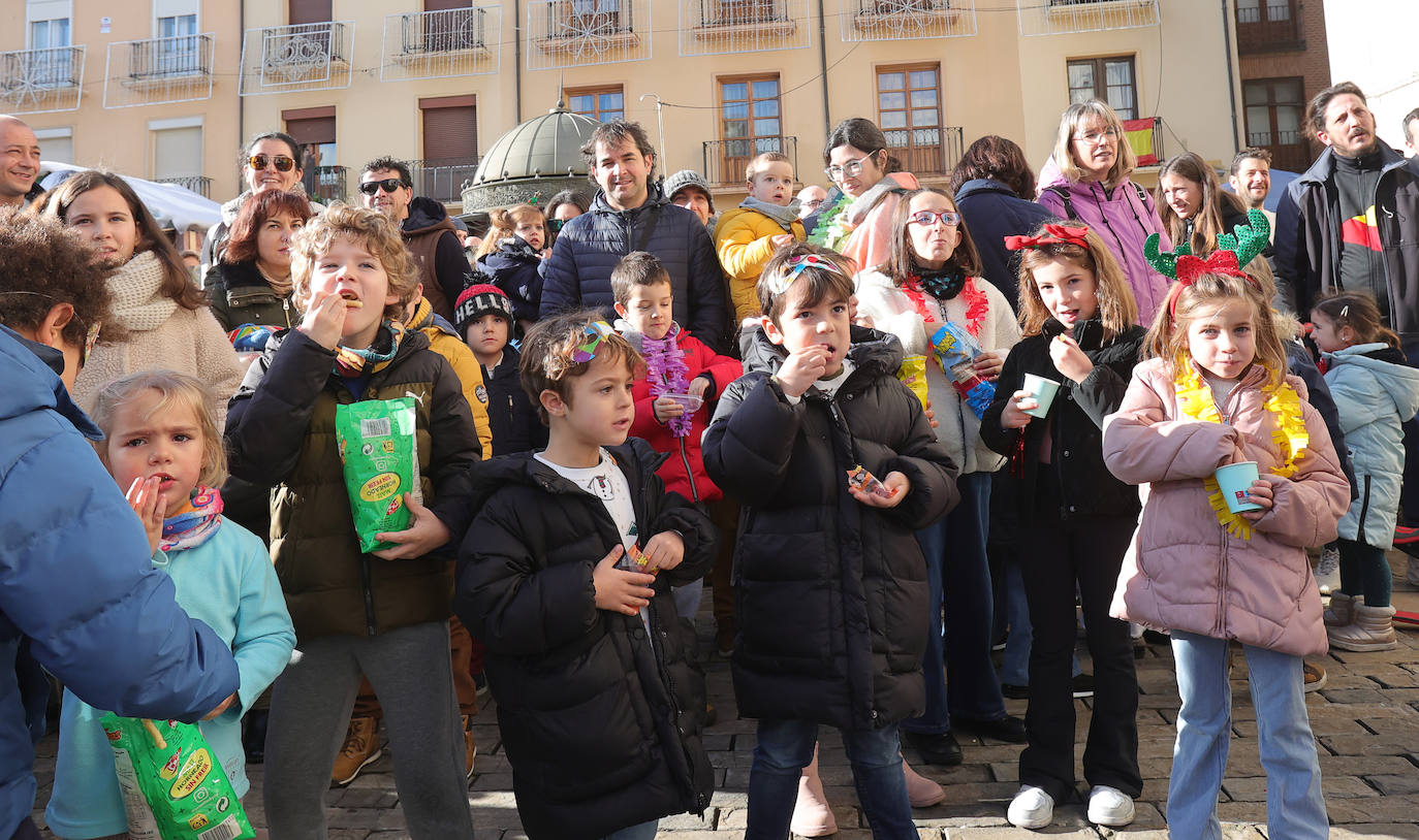 Los niños adelantan la Nochevieja en Palencia