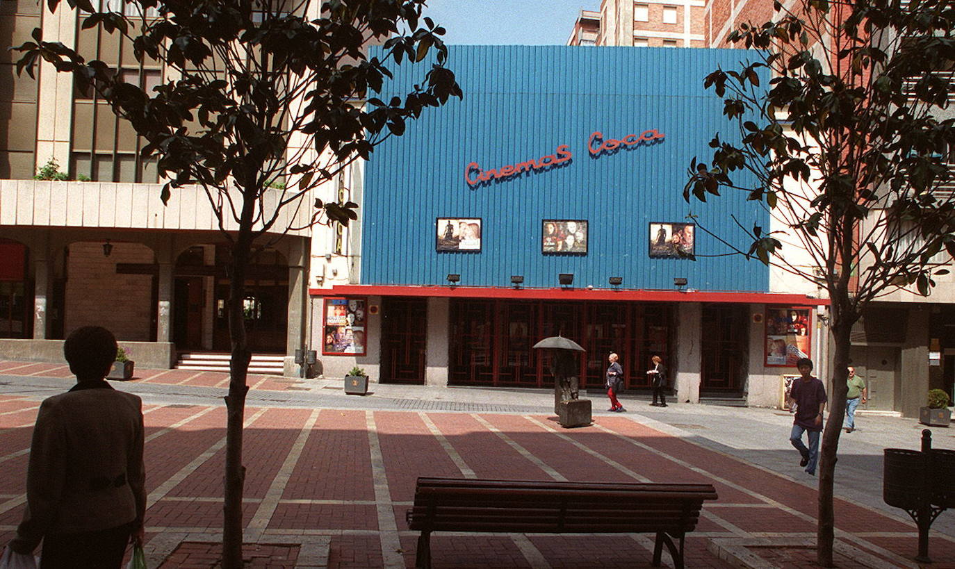 Fachada de Cinemas Coca.