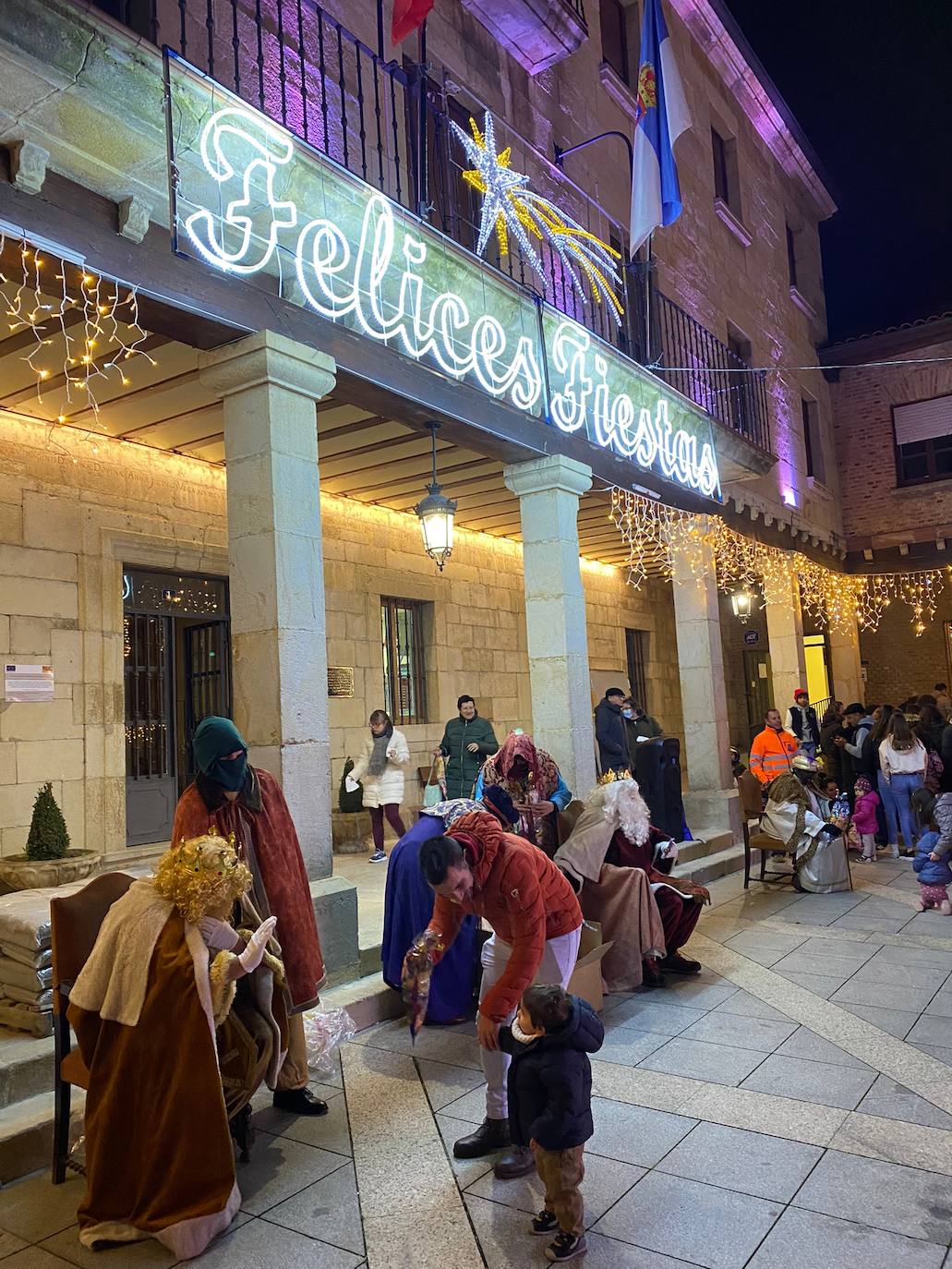 Fotos: Los Reyes Magos llenan de ilusión la provincia de Palencia