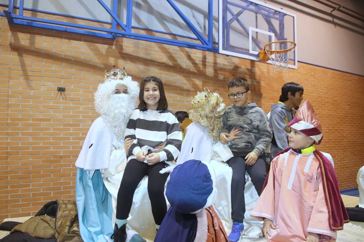 Fotos: Los Reyes Magos llenan de ilusión la provincia de Palencia