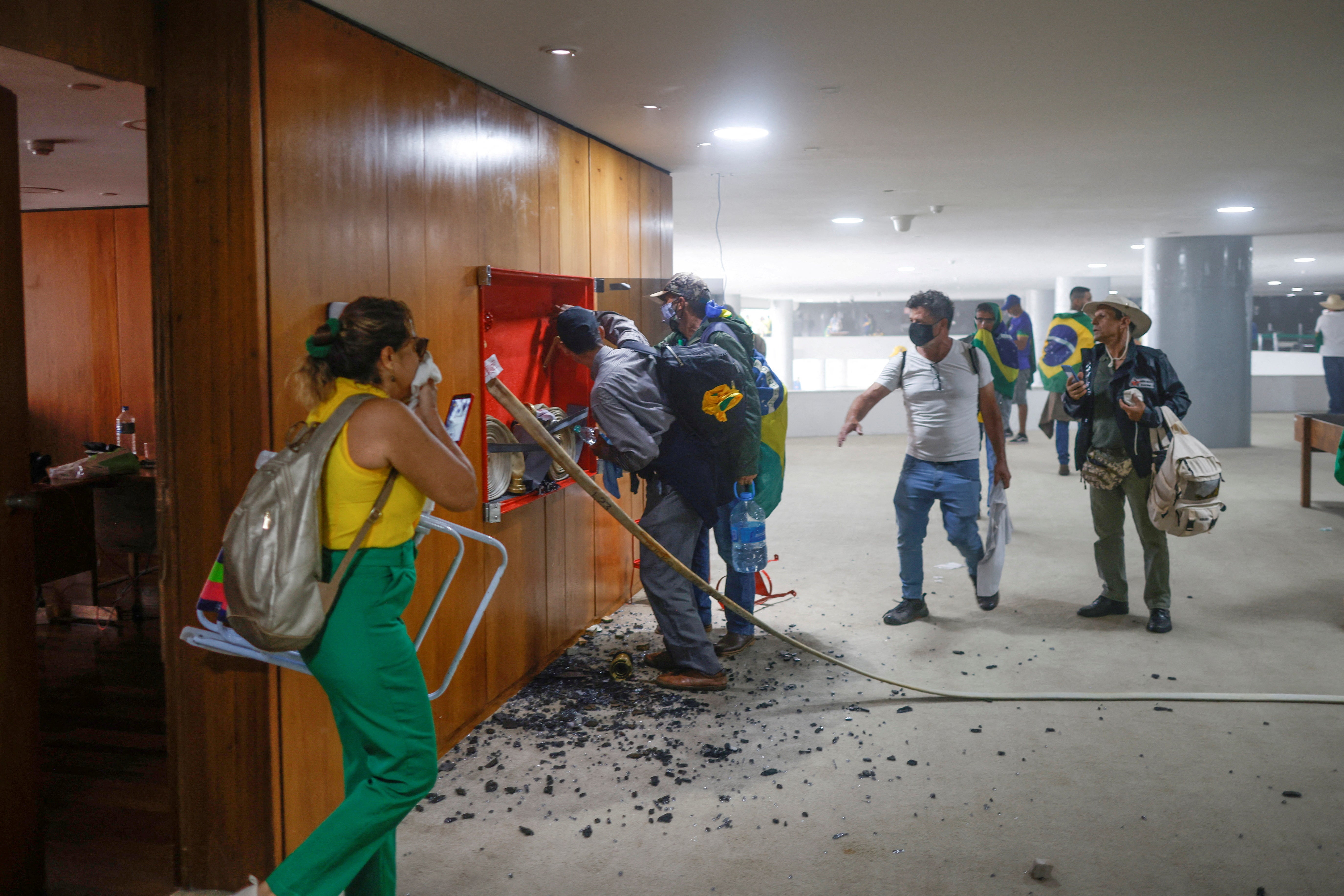 Fotos: Las imágenes del asalto bolsonarista en Brasil