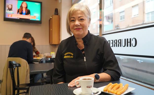 Mª Ángeles es la pequeña de los hermanos Villarpriego, conocidos por su chocolate con churros 