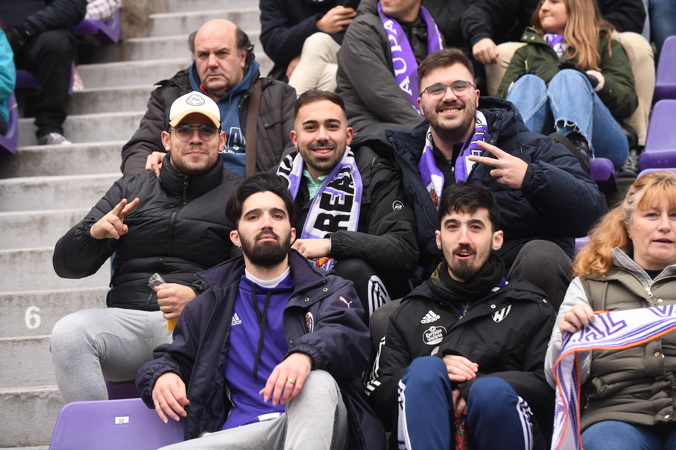 Fotos: Búscate en la grada del Real Valladolid-Rayo Vallecano (4/4)