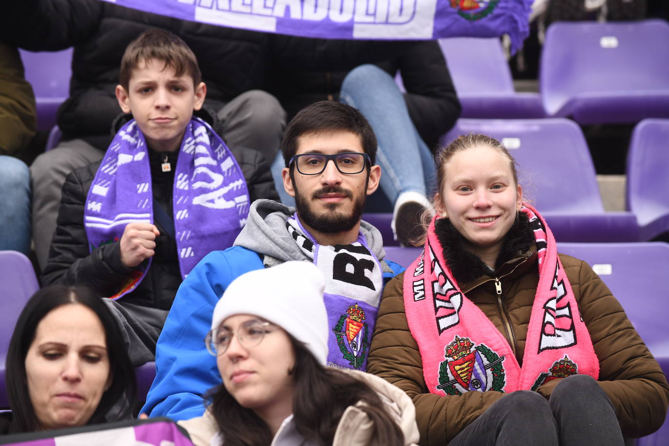 Fotos: Búscate en la grada del Real Valladolid-Rayo Vallecano (4/4)