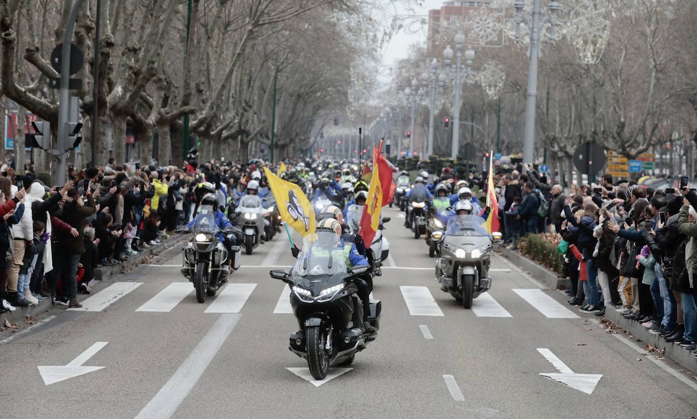 Fotos: Desfile de banderas en Pingüinos 2023 (1/4)