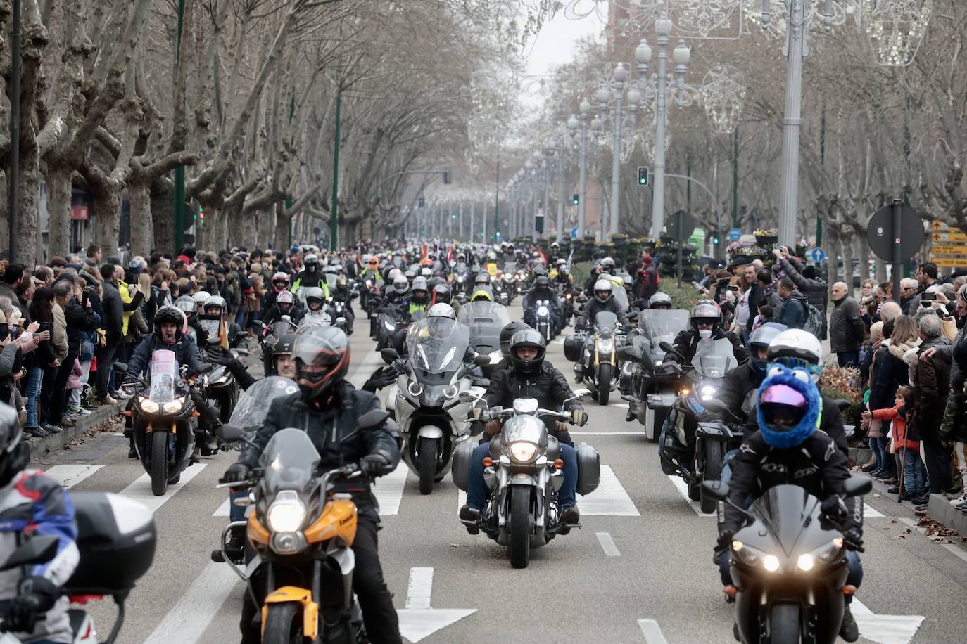 Fotos: Desfile de banderas en Pingüinos 2023 (1/4)