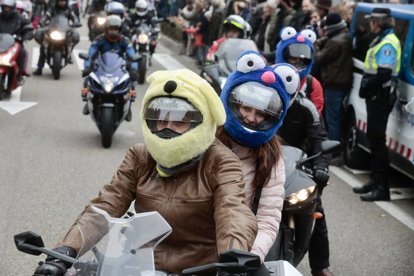 Fotos: Desfile de banderas en Pingüinos 2023 (2/4)