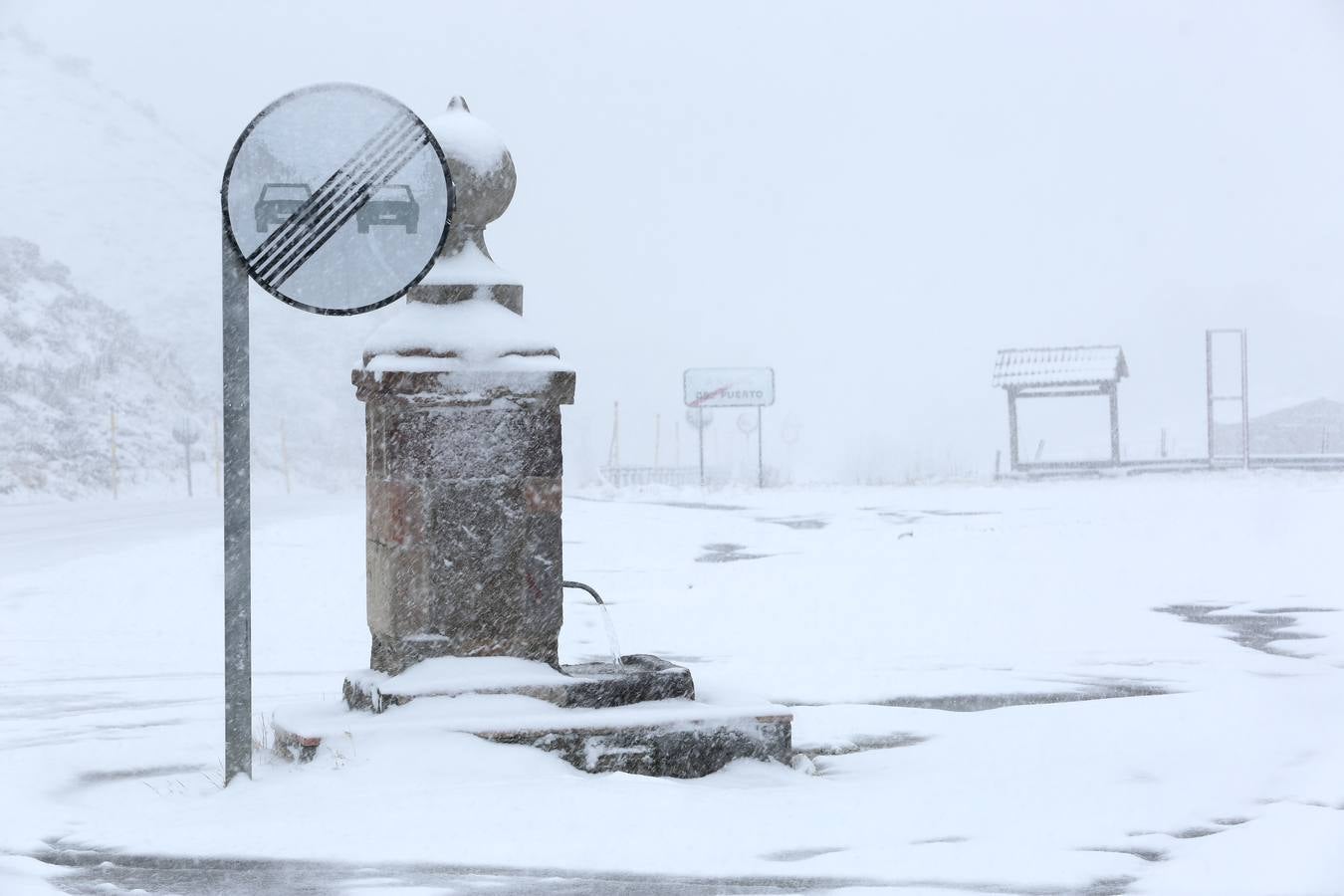 Nieve en Arbas del Puerto (León)