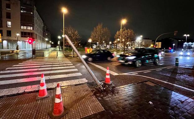 Árboles caídos y semáforos derribados: los efectos del temporal en Valladolid