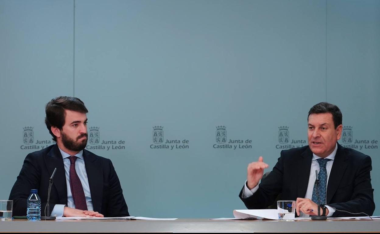 Crisis política en Castilla y León: Vox trata de rebajar la tensión con el PP