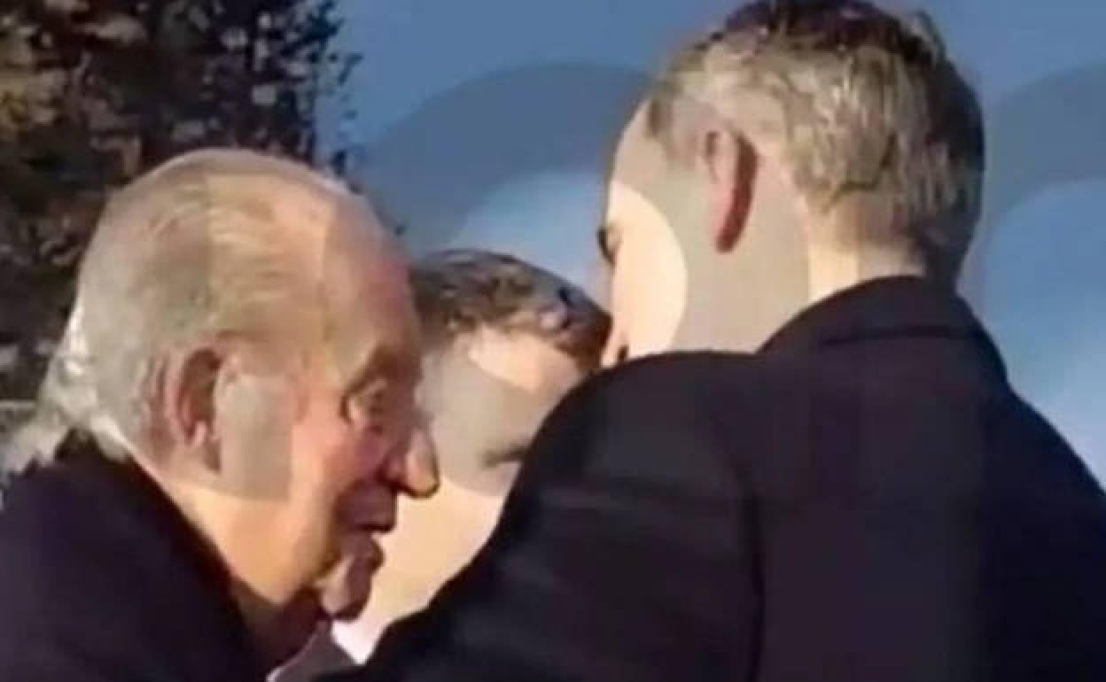 Rey Juan Carlos con el Rey Felipe VI. 