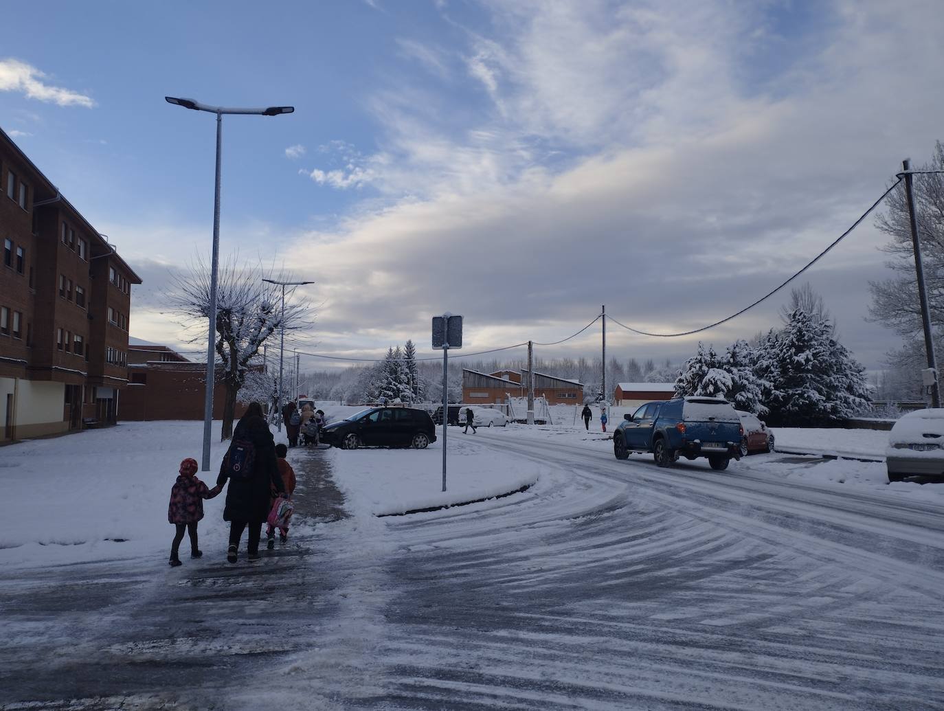 Fotos: La nieve persiste en la Montaña Palentina