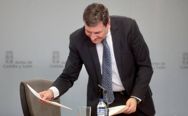 El Gobierno considera una «rectificación oficial» la respuesta de la Junta por el protocolo antiaborto