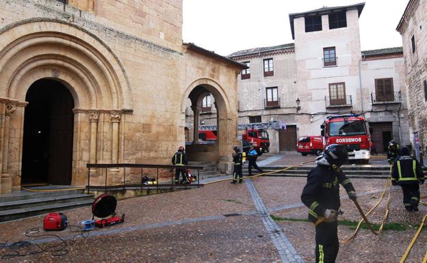 El incendio en La Trinidad se ha originado por un cortocircuito en una sacristía