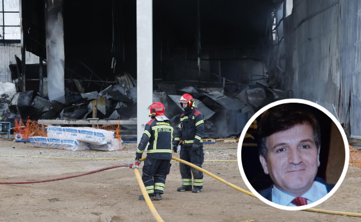 Bomberos voluntarios de la Diputación en la fábrica de Cascajares y detalle del consejero delegado de Cascajares, Alfonso Jiménez. 