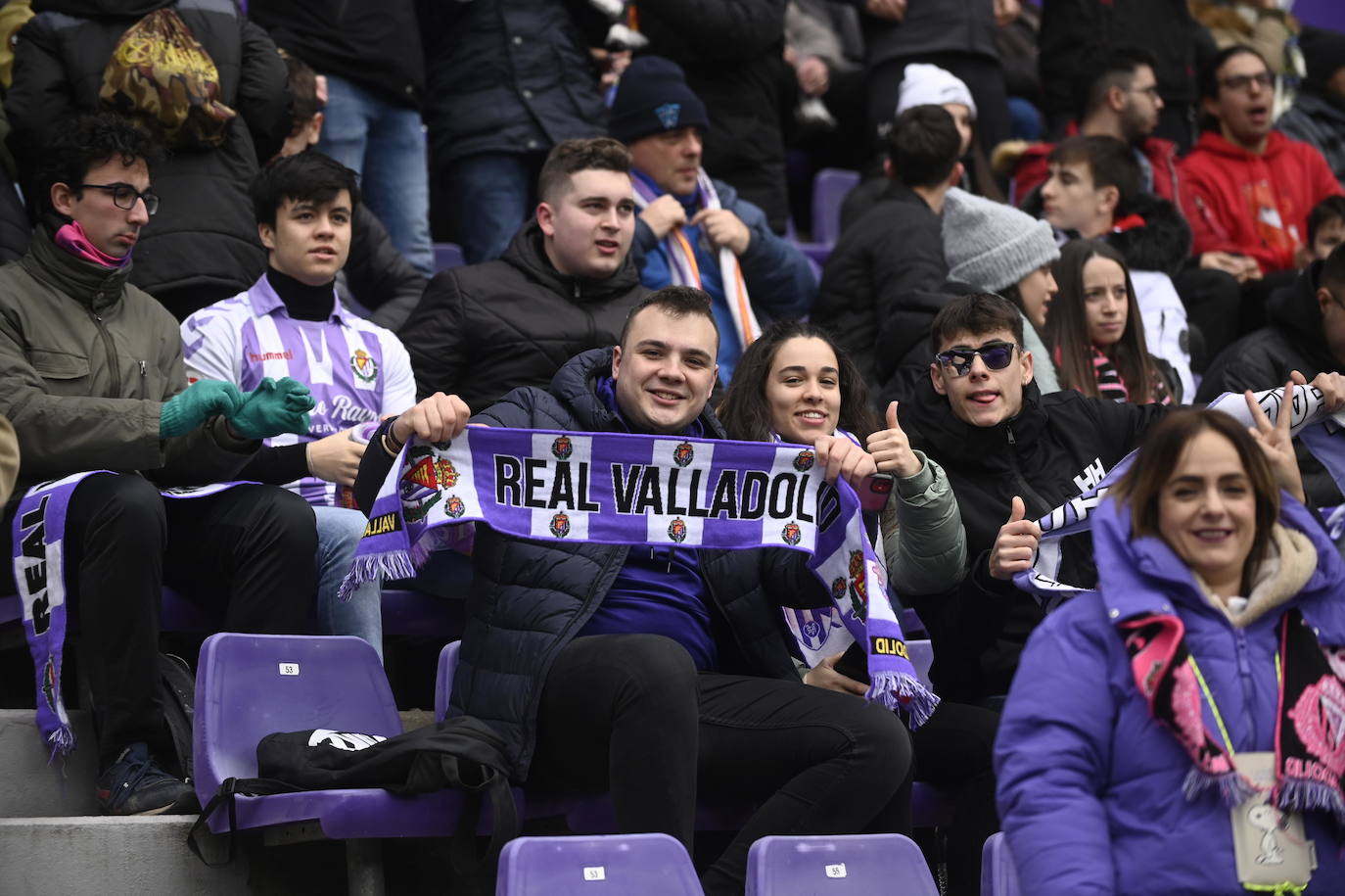 Fotos: Búscate en la grada de Zorrilla (2/2)