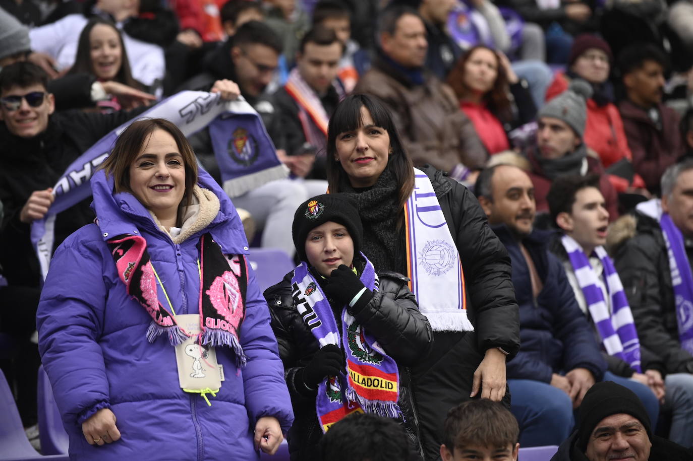 Fotos: Búscate en la grada de Zorrilla (2/2)