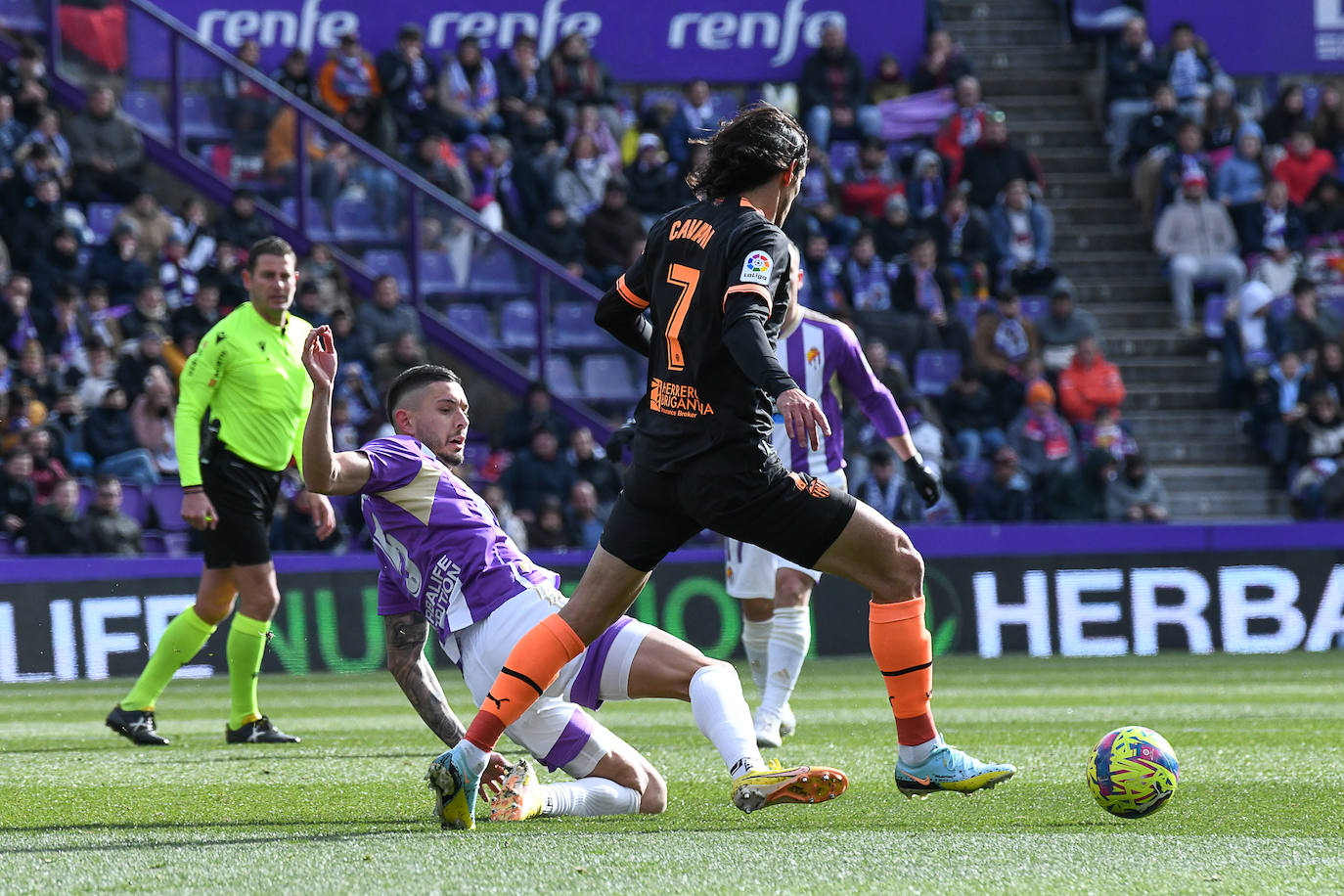 Fotos: El partido entre el Real Valladolid y el Valencia, en imágenes (1/2)