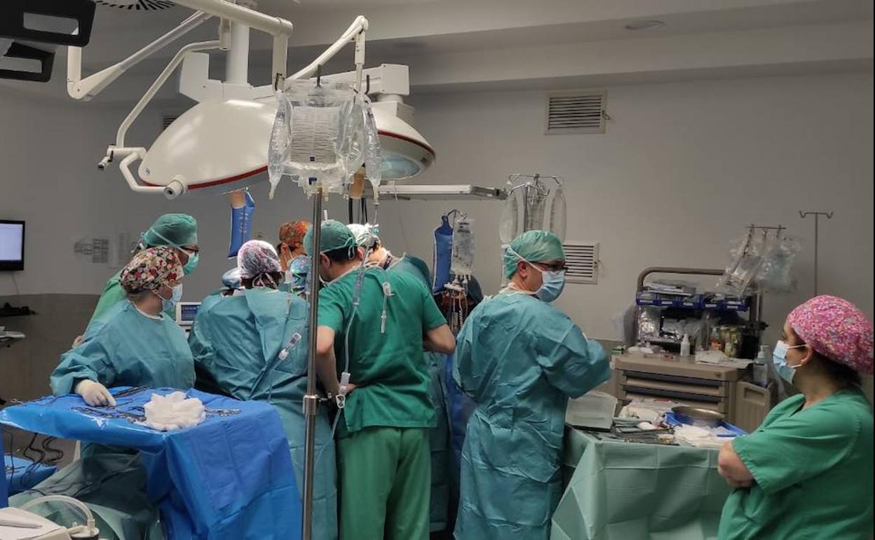 Operación realizada en el Hospital General de Segovia para la extracción de órganos de un donante. 