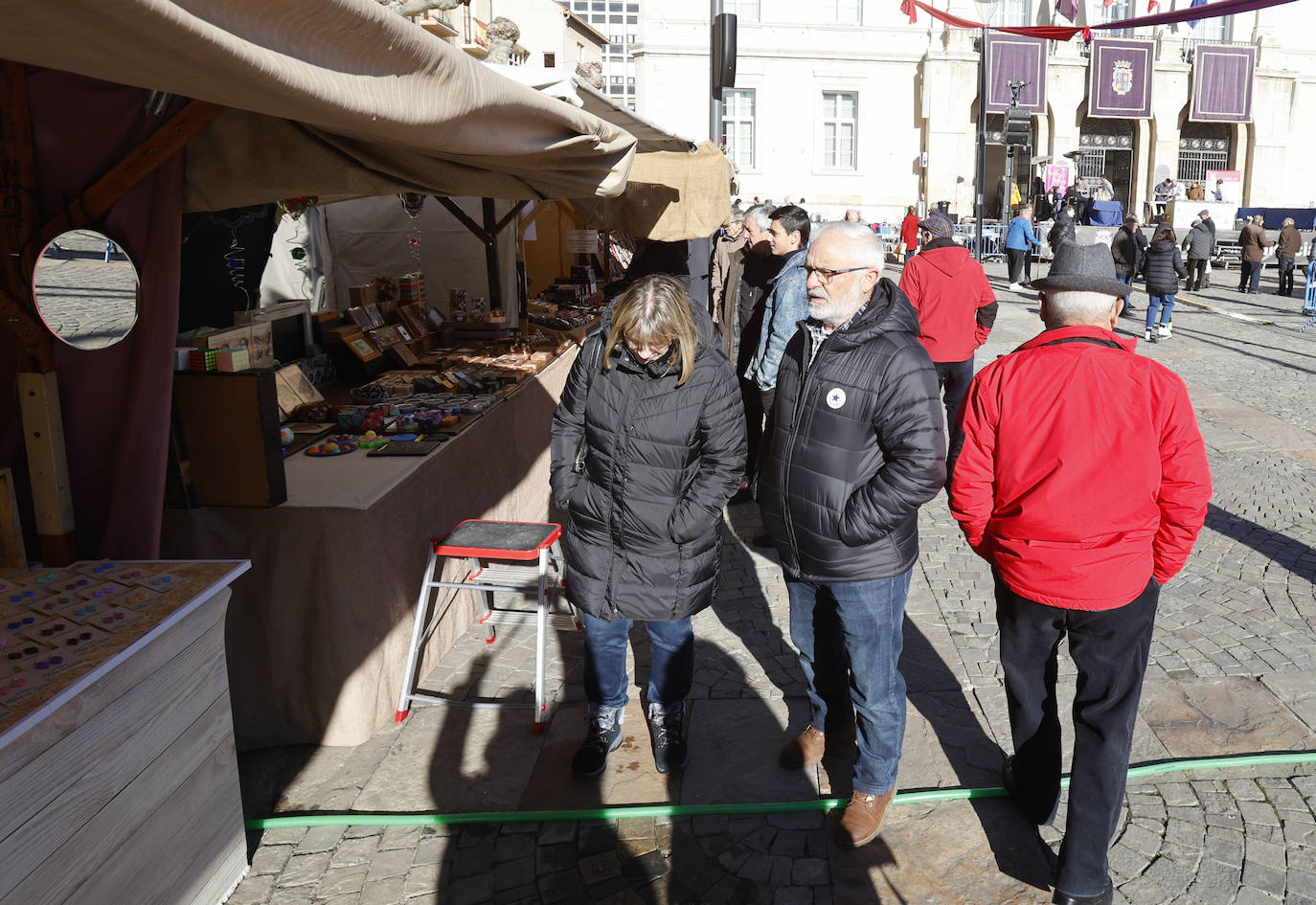 Medio centenar de puestos permanecerán en la capital palentina hasta el domingo