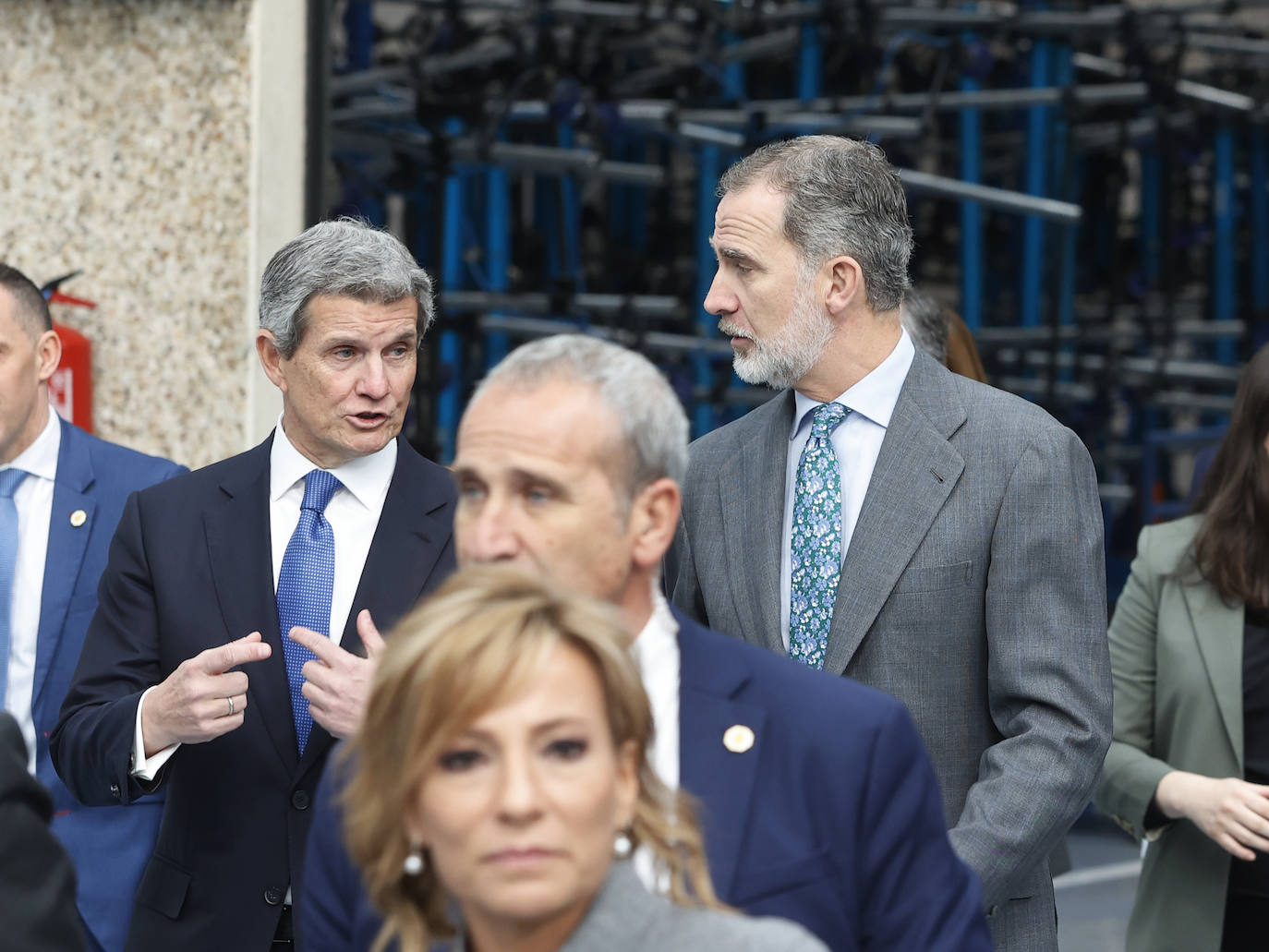 Fotos: El Rey Felipe VI conoce la innovadora planta de Gestamp en Palencia