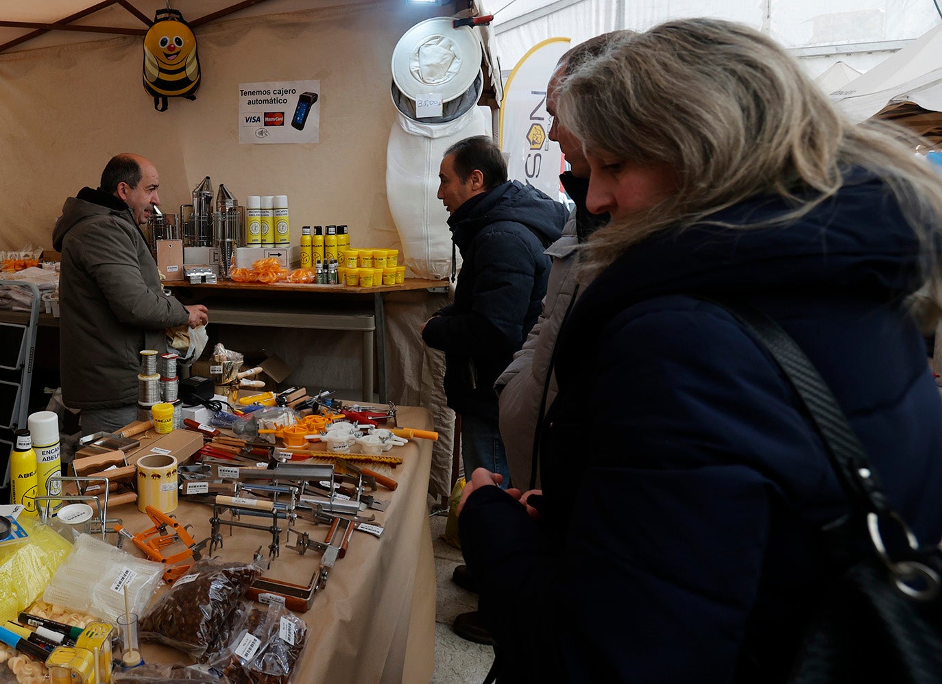 Los apicultures de Palencia defienden su miel con una marca de calidad