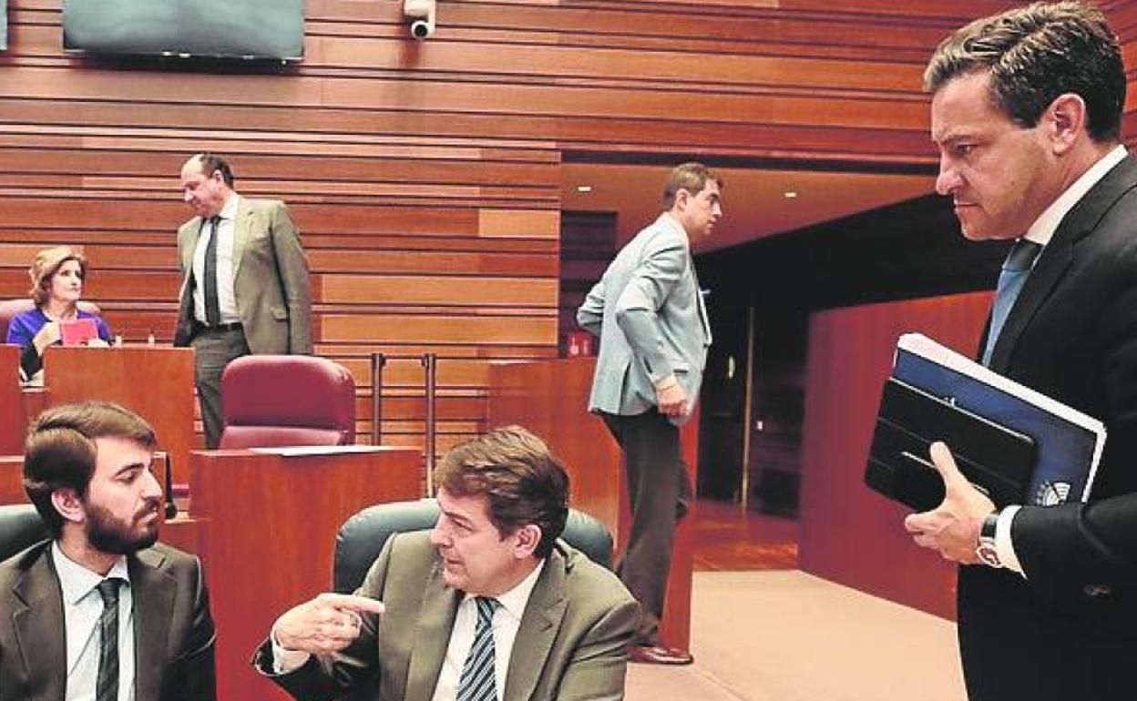 Juan García-Gallardo, Alfonso Fernández Mañueco, Ángel Ibáñez y Raúl de la Hoz.