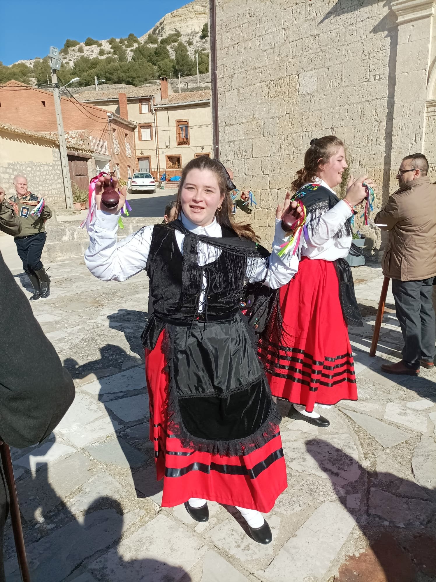 Hornillos de Cerrato danza en honor a las Candelas y San Blas