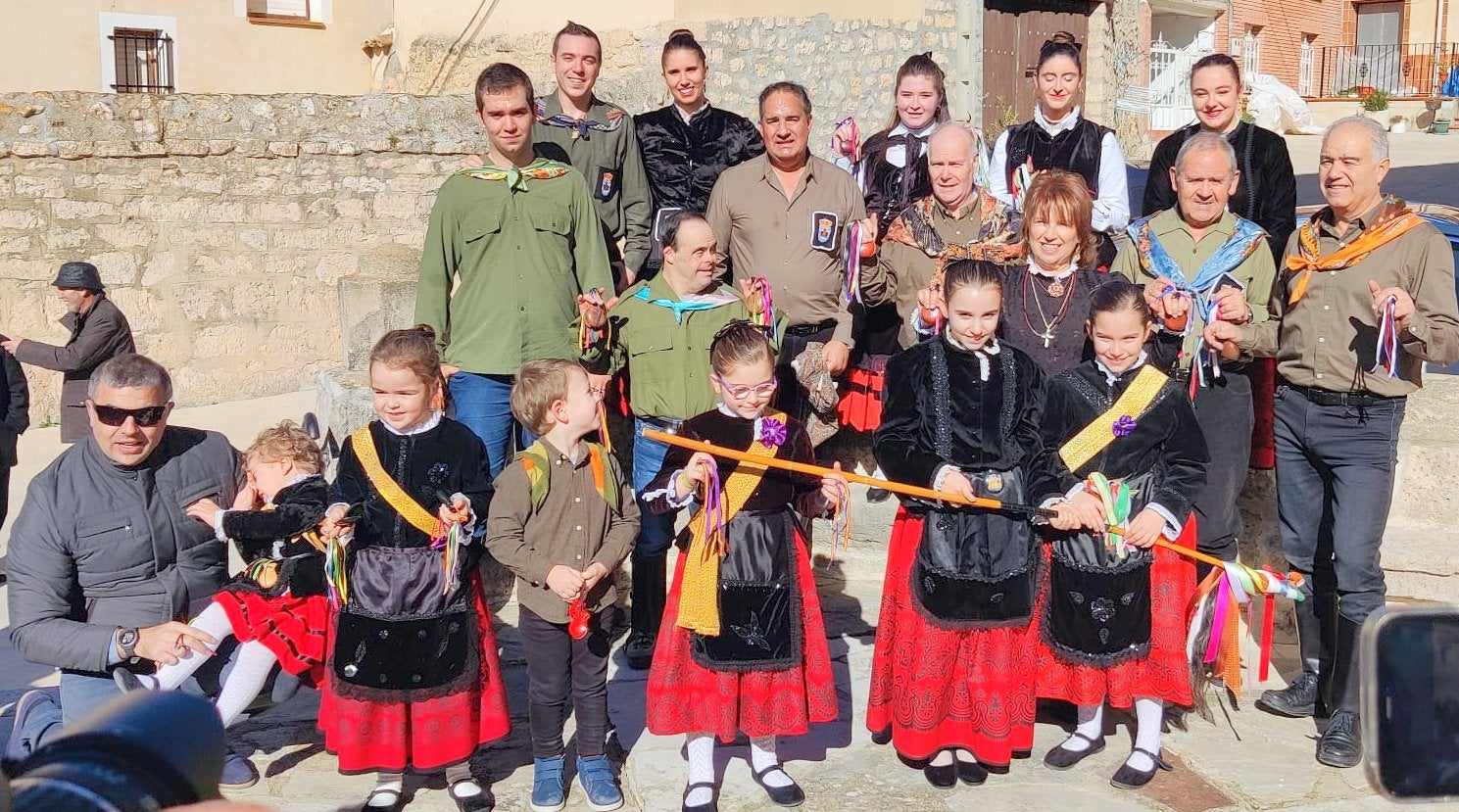 Hornillos de Cerrato danza en honor a las Candelas y San Blas