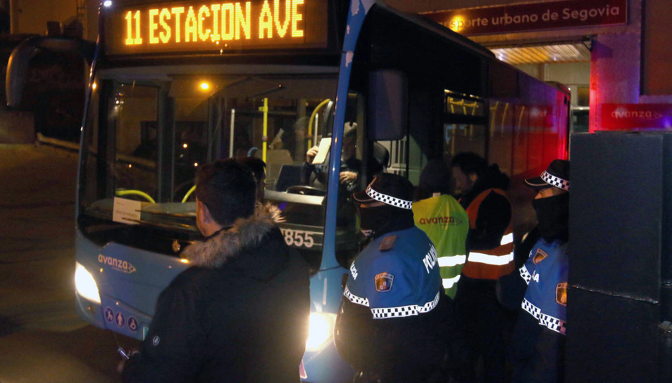 Fotos: Huelga De Los Autobuses Urbanos En Segovia | El Norte De Castilla